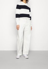 Tommy Hilfiger Sweter