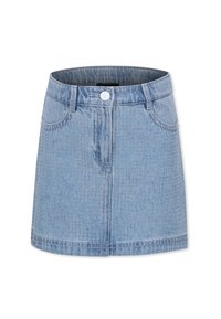 Falda de mezclilla en azul claro, con cintura alta, dos bolsillos frontales, cierre de botón y dobladillo recto con un ligero desgastado.