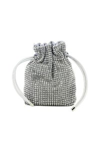 Borsa a cordoncino argentata realizzata in materiale testurizzato, con una parte superiore arricciata, manici in corda lisci e un motivo a griglia.