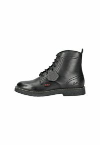 Botte de cheville en cuir noir avec un design à lacets, bout rond, semelle texturée et étiquette logo. Comprend des coutures décoratives et une languette de tirage.