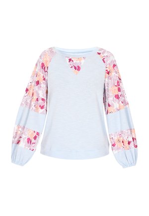 Lichtblauwe top met lange mouwen met bloemmotief ballonmouwen en een bijpassend driehoekig bloemendetail bij de halslijn.