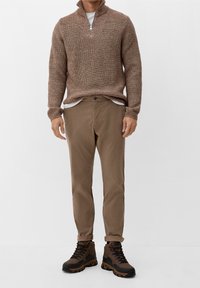 s.Oliver Chino - cognac