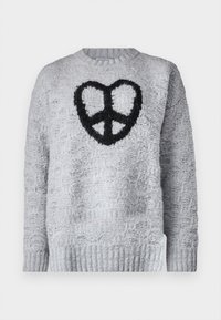 Ανοιχτό γκρι πλεκτό πουλόβερ με υφή, που διαθέτει ένα μαύρο φουσκωτό σχέδιο ειρηνιστικού συμβόλου στο κέντρο και πλέκτες μανσέτες και στρίφωμα.