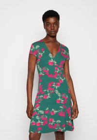 Anna Field Vestido de malha - dark green/pink