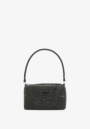 Borsa a mano rettangolare nera incrostata di piccole borchie argento, con manico corto nero e chiusura a cerniera sulla parte superiore.