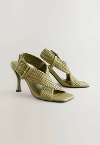 Sandali con tacco - khaki green