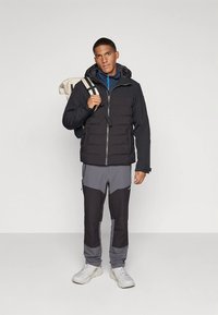 Icepeak ICEPEAK ALBERS - Vinterjakke - black