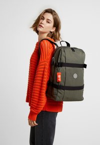 Kipling TAMIKO - Rucksack - cool moss