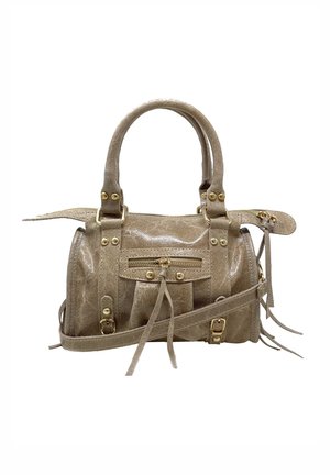 Sac en cuir beige avec ferrures dorées, poignées arrondies, surface texturée et pampilles. Comprend une poche zippée à l'avant et une bandoulière amovible.