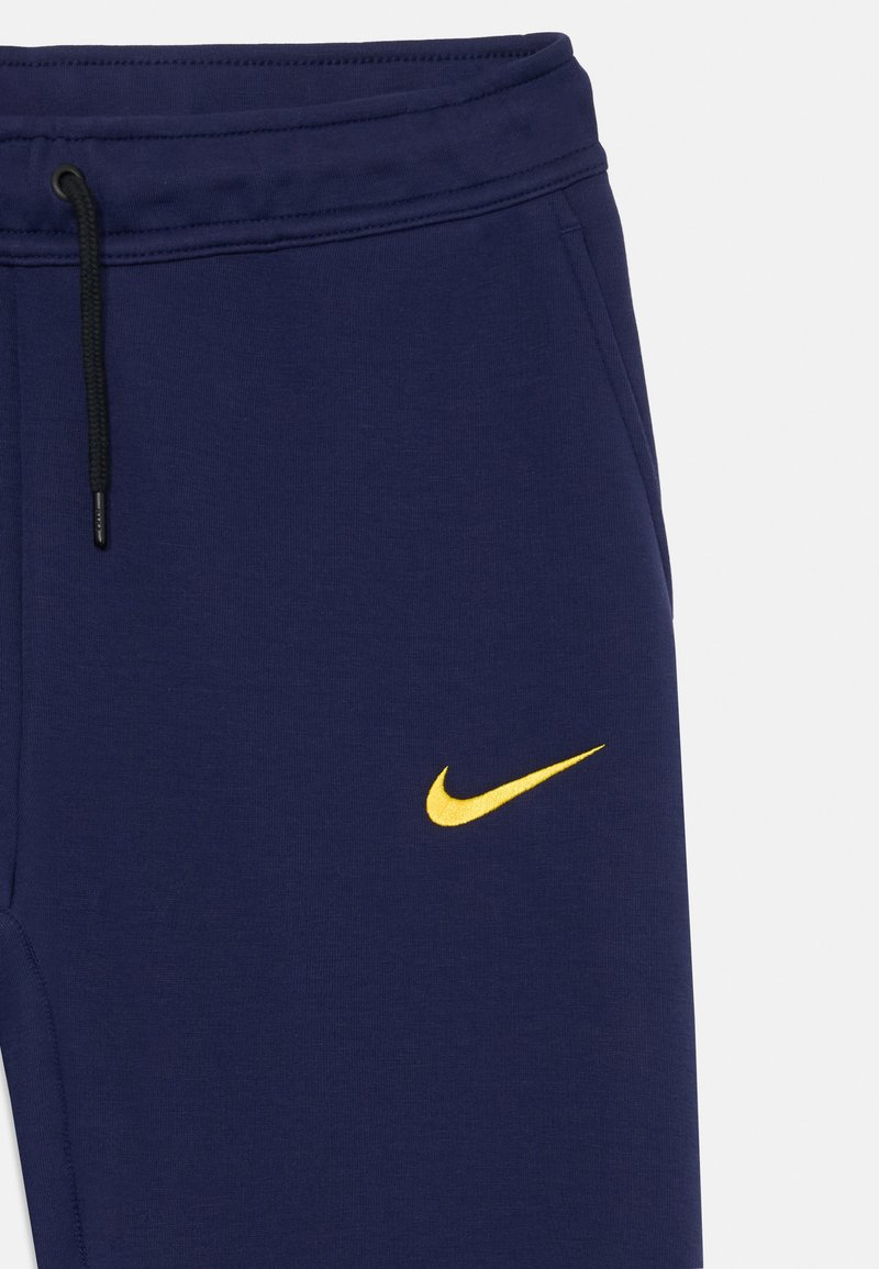 Swoosh Colourful Nike Tracksuit Nike Sportswear ESSENTIAL CREW