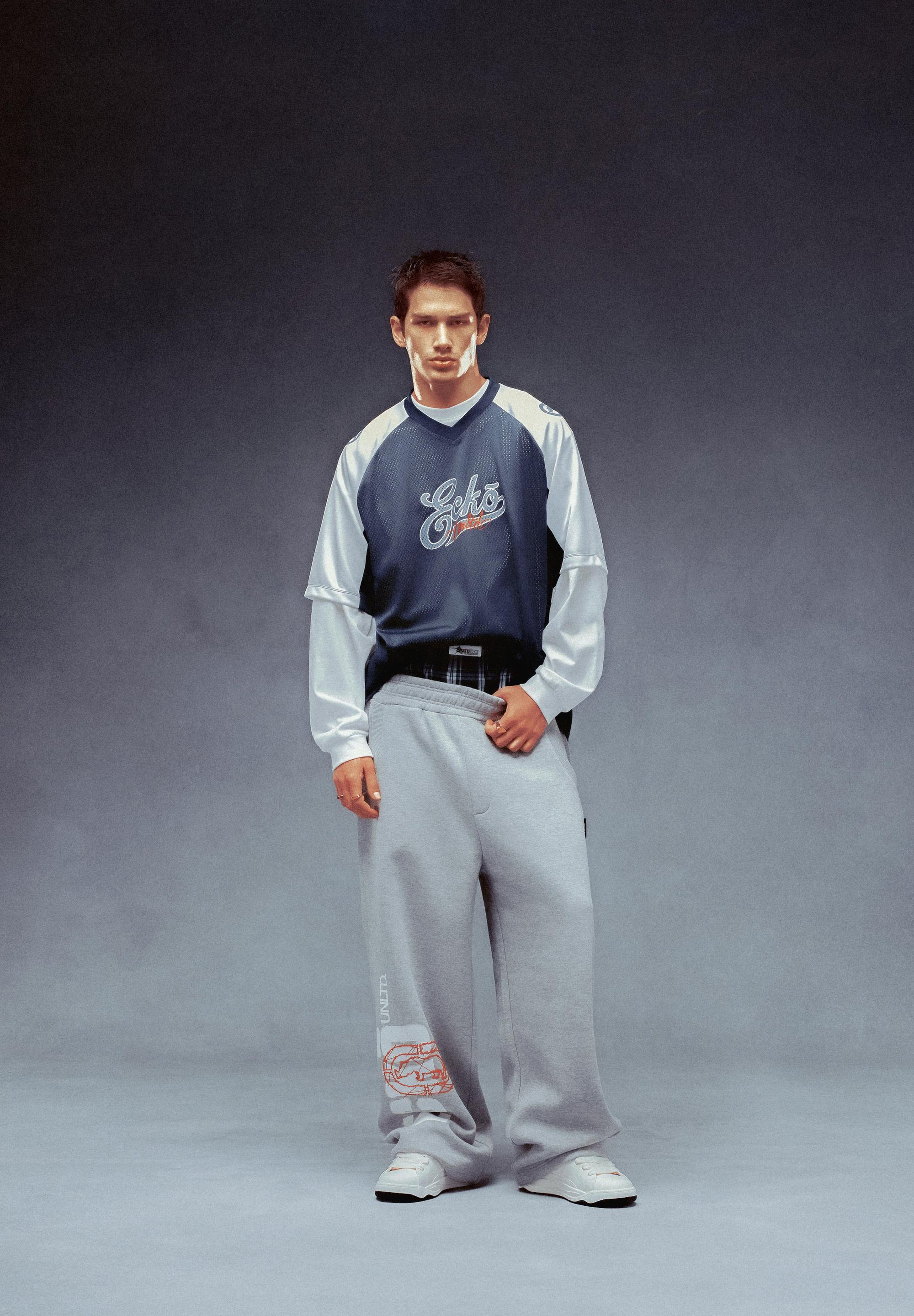 Bershka Pantaloni sportivi dark grey/grigio scuro