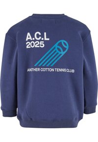 Námornícka modrá bavlnená mikina s bielym textom "A.C.L 2025" a "ANOTHER COTTON TENNIS CLUB" s modrou grafikou tenisovej loptičky a čiar.