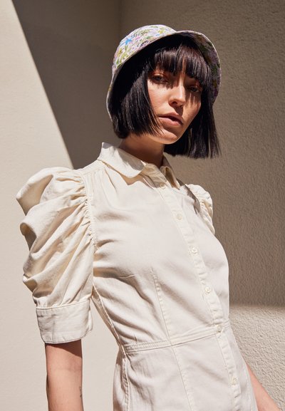 FRAME GILLIAN DRESS - Vestido de ganga - ecru