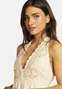 Alma en Pena - Długa sukienka