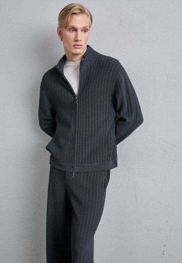 TROUSER - Trousers - woodland gray4