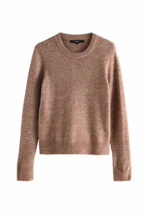 Brauner, langärmeliger Strickpullover mit Rundhalsausschnitt, gerippten Bündchen und Saum, flach auf einem weißen Hintergrund ausgelegt.