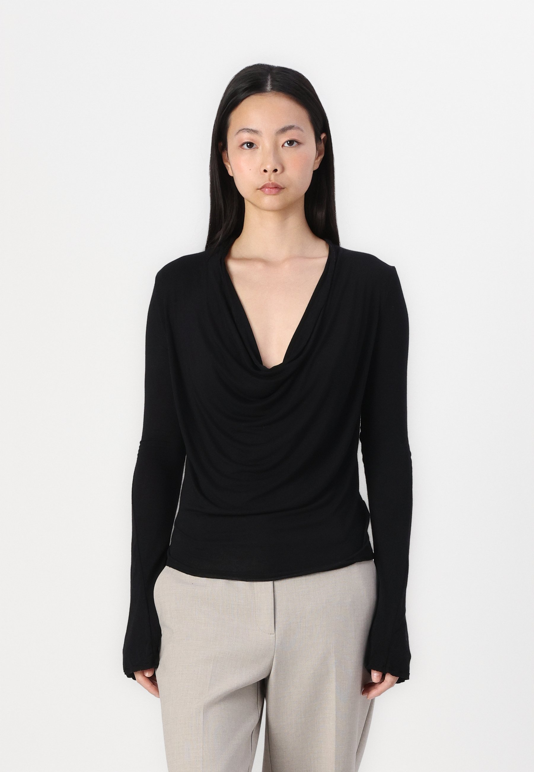 売れ筋商品|||ウィークデイ Tシャツ レディース トップス MELINDA DRAPE - Long sleeved top - black Weekday MELINDA DRAPE - Longsleeve - black/zwart - Zalando.nl