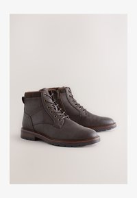 Sélectionné, brown