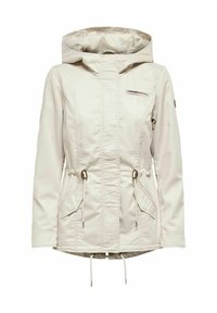 Giacca impermeabile color beige chiaro con cappuccio, vita con cordino e due tasche frontali. Presenta una tasca sul petto con zip e polsini elasticizzati.