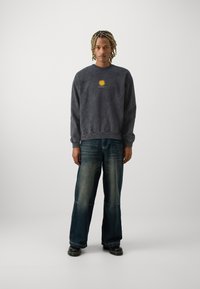 Kaotiko CREW SOLAR SYSTEM UNISEX - Sweatshirt - black