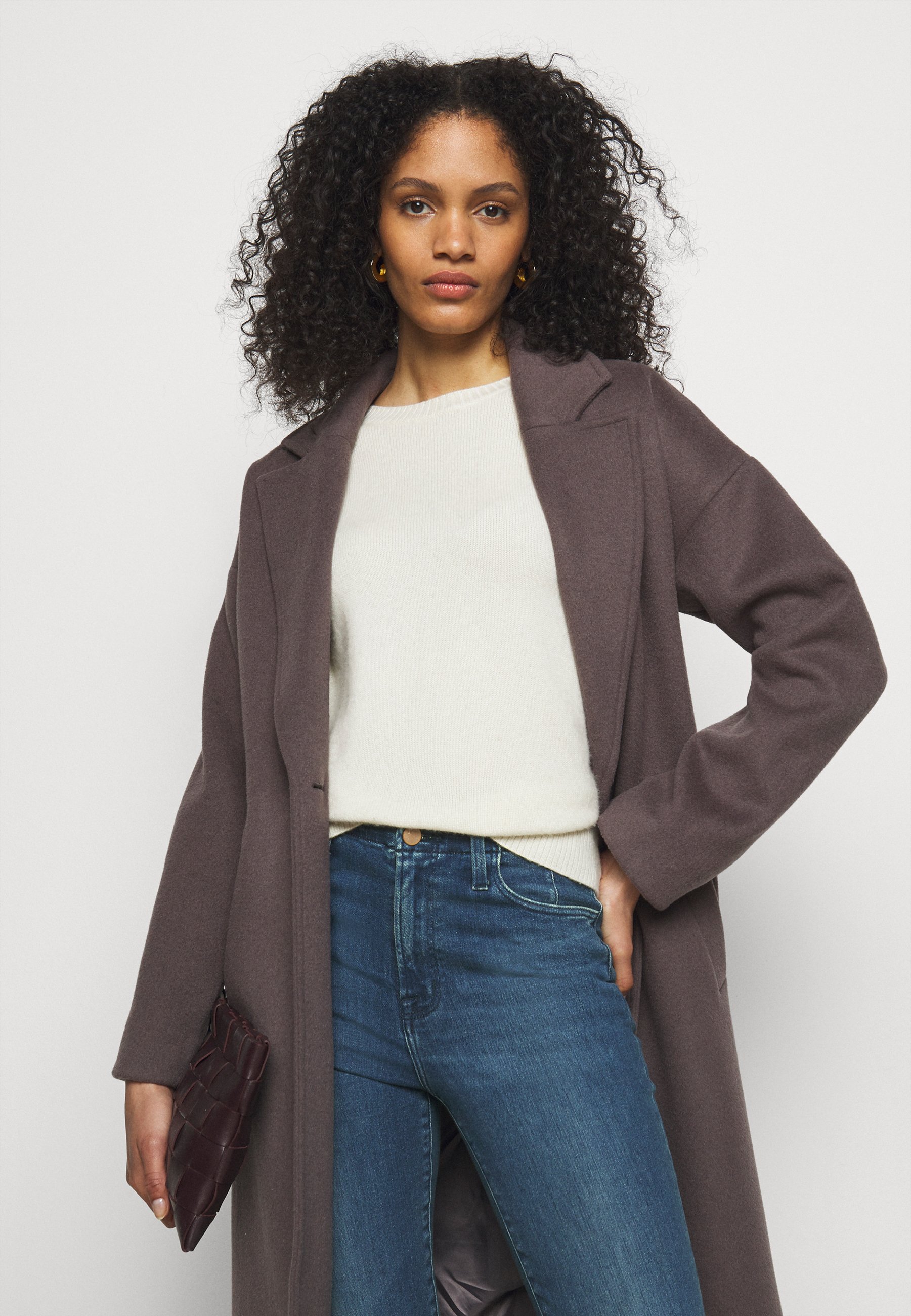 J Brand DARTED HIGH RISE CROP 