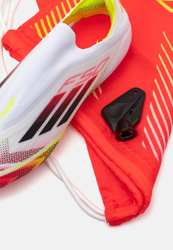 F50 ELITE LACELESS SOFT GROUND - Moulded stud football boots3