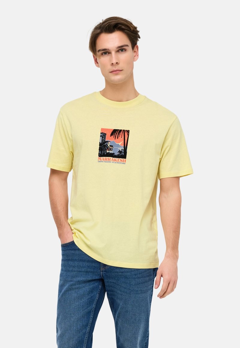 Only & Sons BEANE RHABA KURZARMSHIRT - Camiseta estampada - gelb