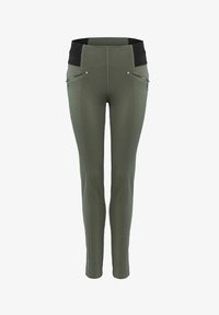 Ausgewählt, ivy green