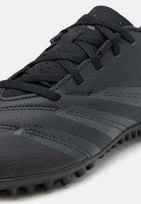 adidas Performance PREDATOR CLUB TF - Scarpe da calcio per terreni sintetici - core black