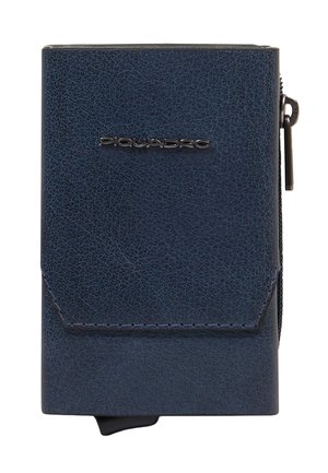 Portafoglio compatto in pelle blu navy con pattina, logo del marchio in metallo nero e linguetta con cerniera laterale.