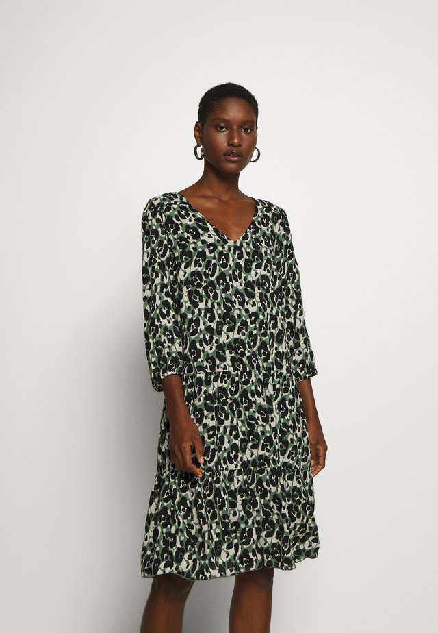 GEFÜTTERT KURZ - Robe d'été - green/black