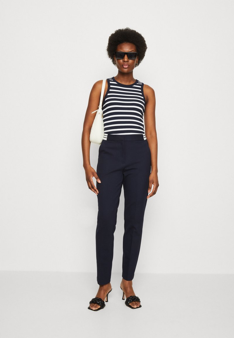 navy tommy hilfiger top