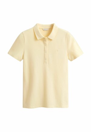 Lichtgele korte mouw polo met kraag en vier knopen, met een subtiel geborduurd logo op de linkerborst.