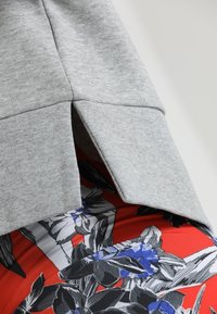 Nike Performance Sweatshirt - grey