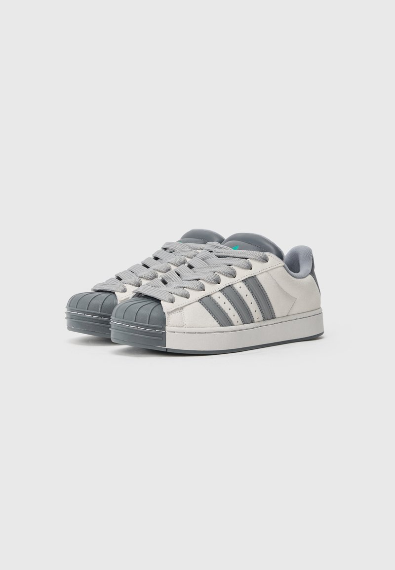 adidas gazelle silver green womens adidas Superstar 80 ADV (Aurora Onix/ Chalk White) 11.5