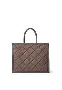 Borsa tote trapuntata marrone scuro con manici arrotondati, caratterizzata da un motivo geometrico a diamante e rifiniture in pelle per una maggiore struttura e durata.