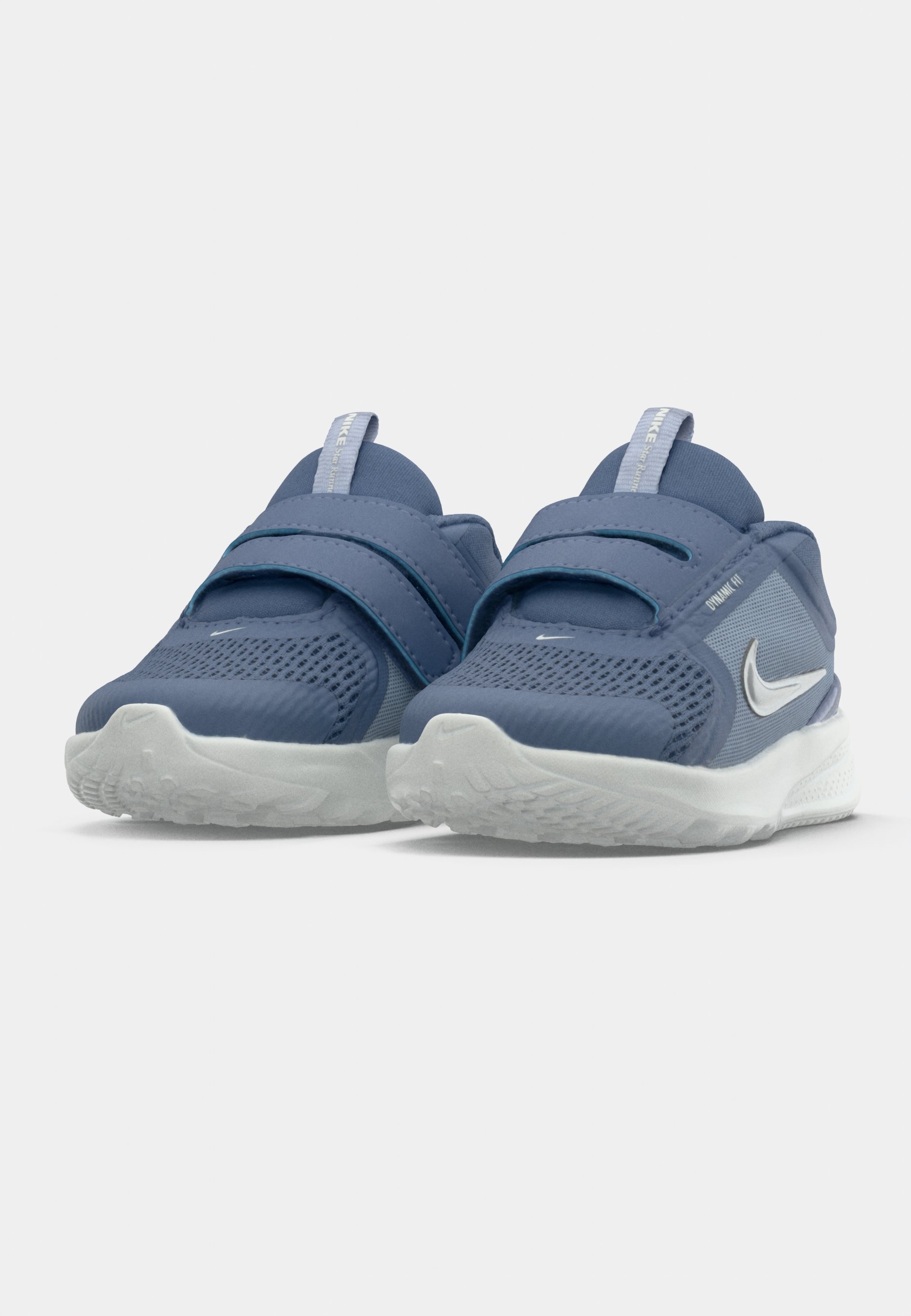 nike star runner silver