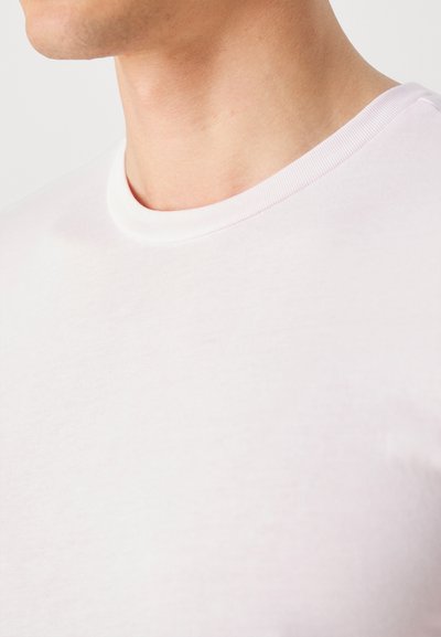 Main image 7, Enlarge