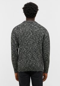 Mustang ELWOOD antracytowy