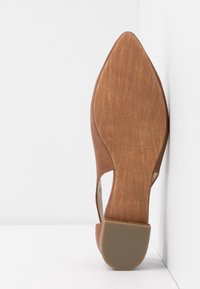 Marco Tozzi Babies - cognac