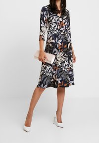 Wallis Vestido informal - black