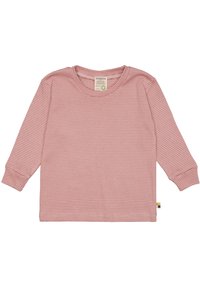 Lange mouwen shirt in lichtroze met witte horizontale strepen. Heeft een ronde halslijn en een klein, multikleuren etiket aan de zijkant.