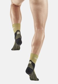 CEP LIGHT MERINO HIKING COMPRESSION SOCKS MID CUT MEN - MADE IN GERMANY - Calze - olive