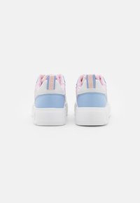 Buffalo RSE V2 - Sapatilhas - light blue/pink