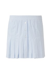 Lichtblauwe geplisseerde rok van stof met verticale strepen. Voorzien van een elastische taille en drie plastic knopen aan de voorkant.