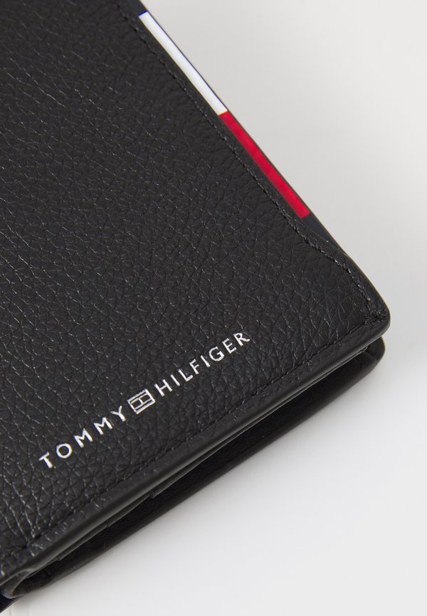 CENTRAL TRIFOLD - Wallet4