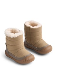 Kreemikas talvesaapad pehme pruuni voodriga ja pehmendatud välisküljega. Tekstuuriga kummist tald ja ülapoolses osas sulgudega muster. Lühike kõrgus, ümar nina.