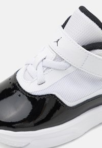 Jordan STAY LOYAL 3  - Scarpe primi passi - white/black