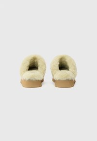 UGG DISQUETTE - Papuče - moss green/muted brass