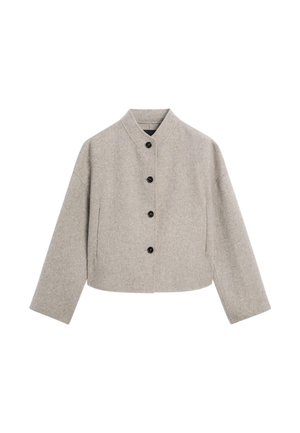 Giacca di lana grigia con un design corto, colletto alla mandarino e cinque bottoni neri sul davanti. Presenta maniche oversize e tasche laterali.